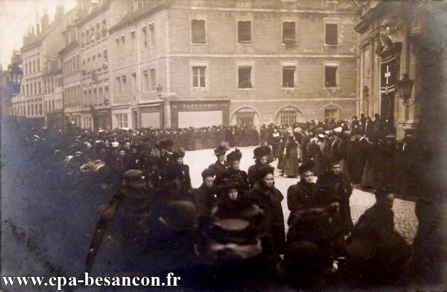 Besançon - Funérailles de Monseigneur Fulbert Petit, archevêque de Besançon - 11 décembre 1909